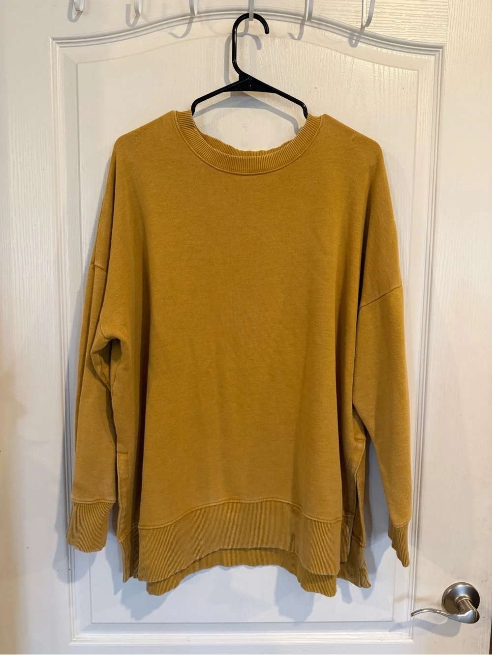 Aerie mustard yellow oversized crewneck sweater side slits relaxed fit sz XL